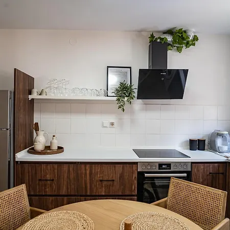 Feel Greek Hospitality #θ008