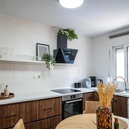 Feel Greek Hospitality #θ008 *